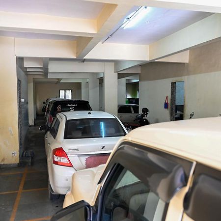 Adiraj Residency Hotel Navi Mumbai Bagian luar foto