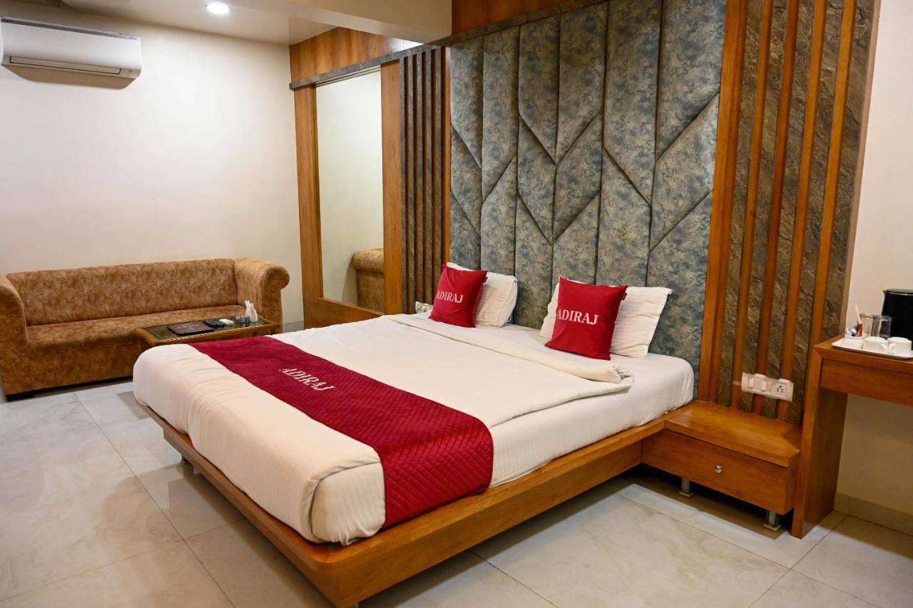 Adiraj Residency Hotel Navi Mumbai Bagian luar foto