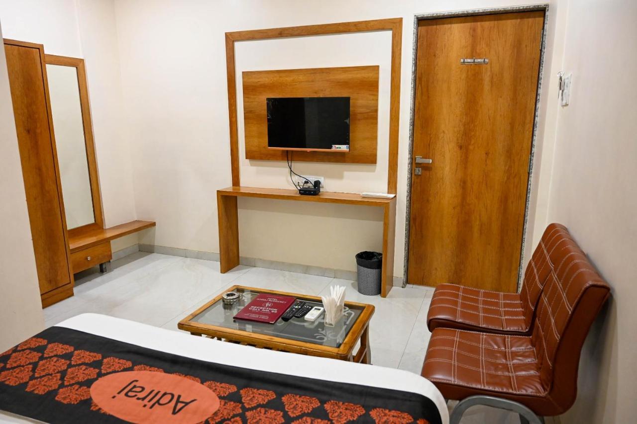 Adiraj Residency Hotel Navi Mumbai Bagian luar foto
