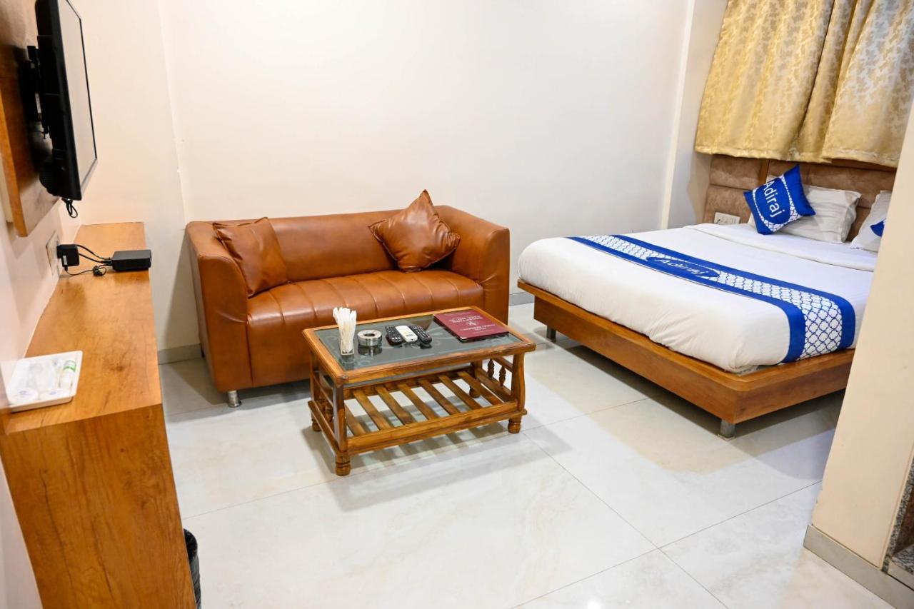 Adiraj Residency Hotel Navi Mumbai Bagian luar foto