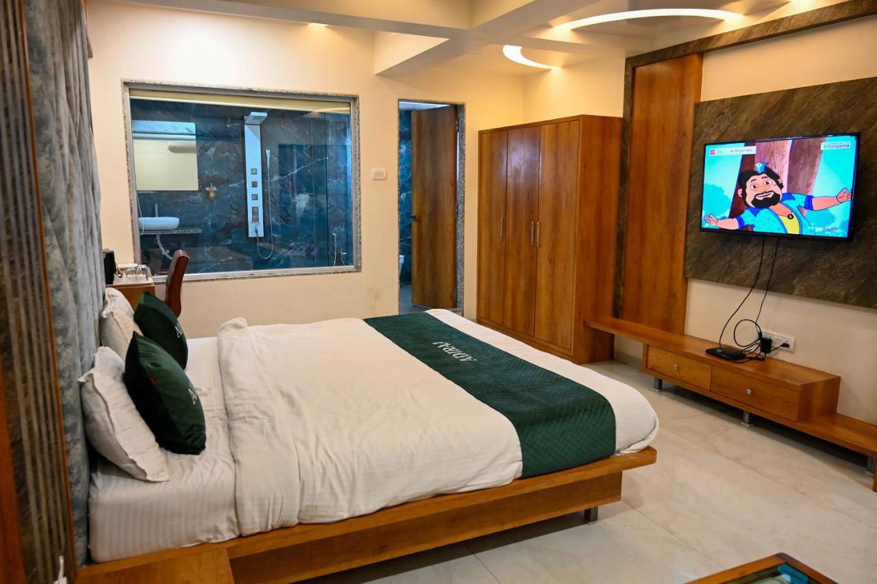Adiraj Residency Hotel Navi Mumbai Bagian luar foto