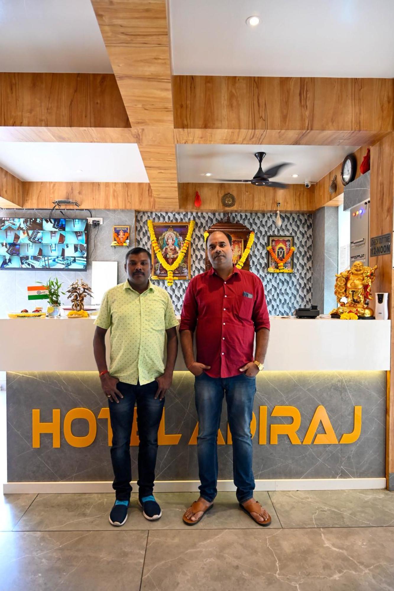 Adiraj Residency Hotel Navi Mumbai Bagian luar foto