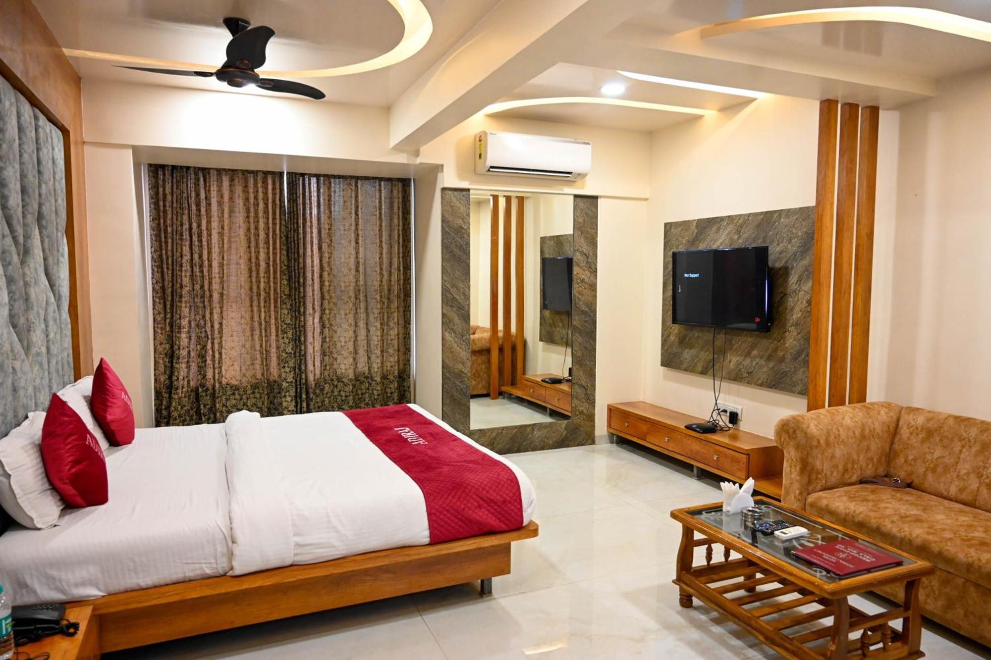 Adiraj Residency Hotel Navi Mumbai Bagian luar foto