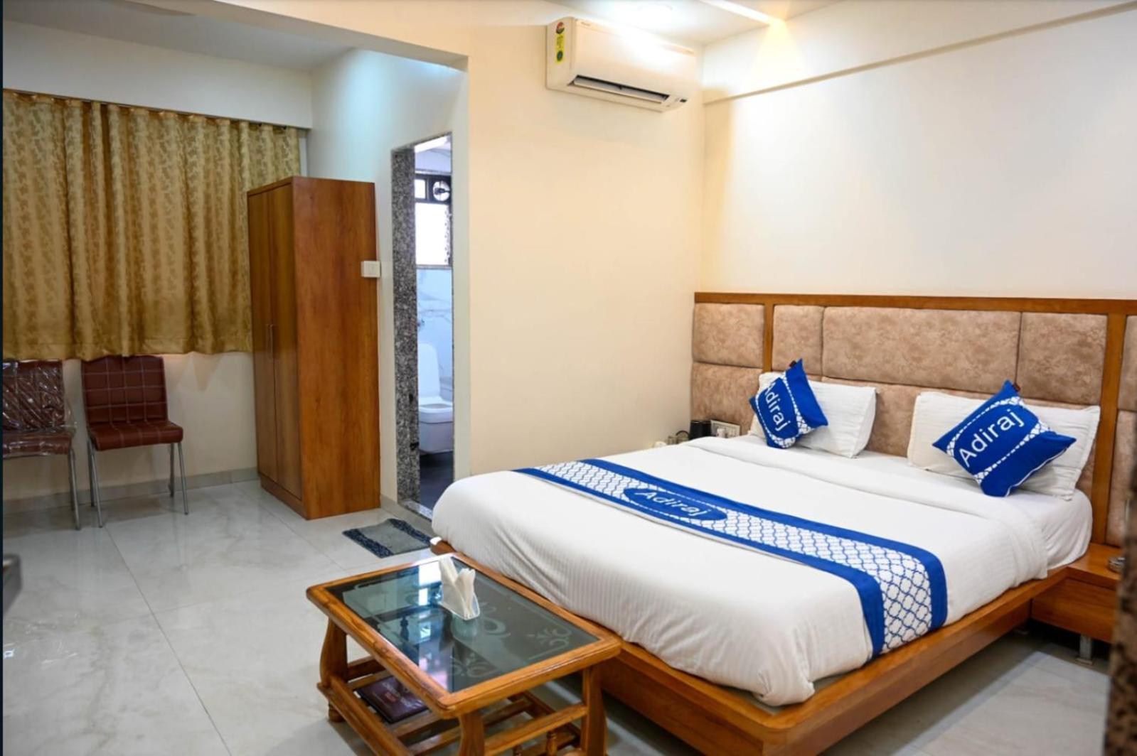 Adiraj Residency Hotel Navi Mumbai Bagian luar foto